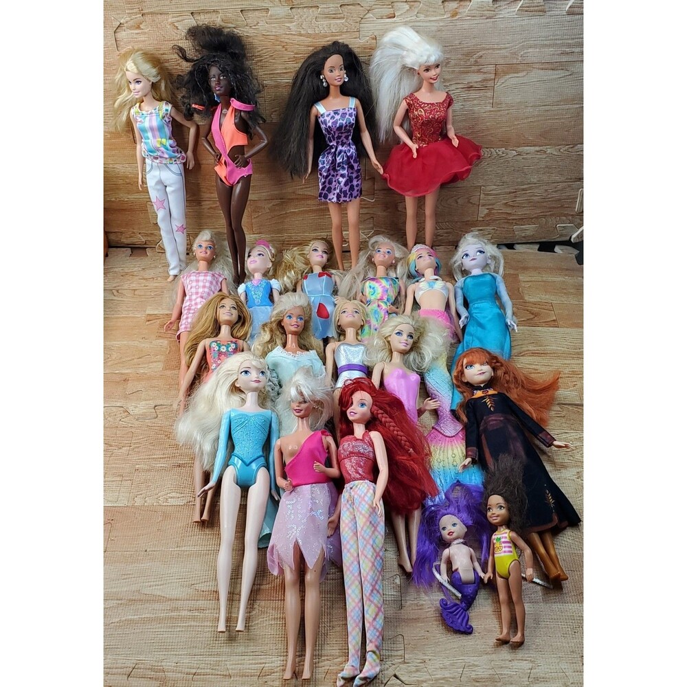 Barbie Disney Princess Fashion Dolls Lot of 20 Dolls with Outfits